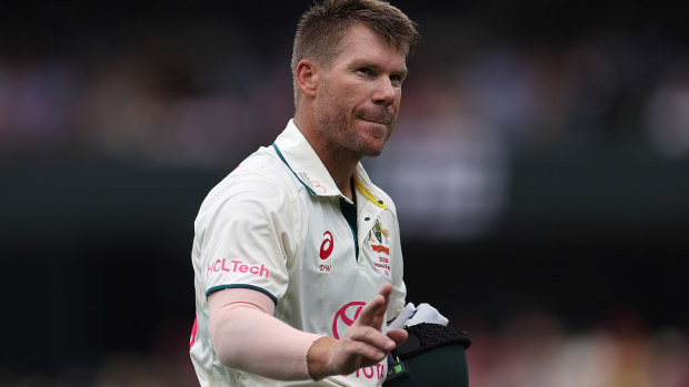 David Warner of Australia acknowledges the crowd after being dismissed by Agha Salman of Pakistan during day two of the Men's Third Test Match in the series between Australia and Pakistan at Sydney Cricket Ground on January 04, 2024 in Sydney, Australia. (Photo by Jason McCawley - CA/Cricket Australia via Getty Images)