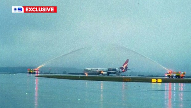 Coronavirus Australia: Border between NSW and Victoria opens, flights ...