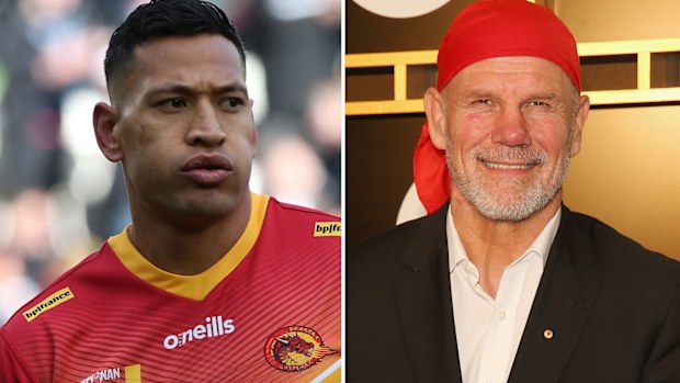 Peter FitzSimons says it's Israel Folau's right to choose not to kneel. (Getty)