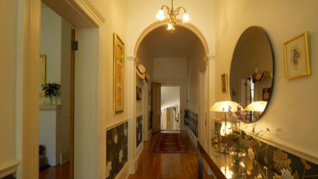 Catriona Rowntree Country House Hunters Australia Season 3 2022 Tom and Kathy Beechworth