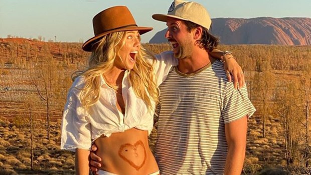 Elyse Knowles and Josh Barker announce pregnancy 