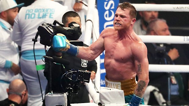 Canelo Alvarez vs Billy Joe Saunders