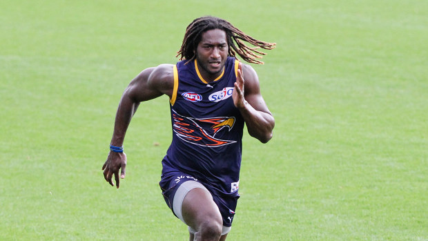 Naitanui running