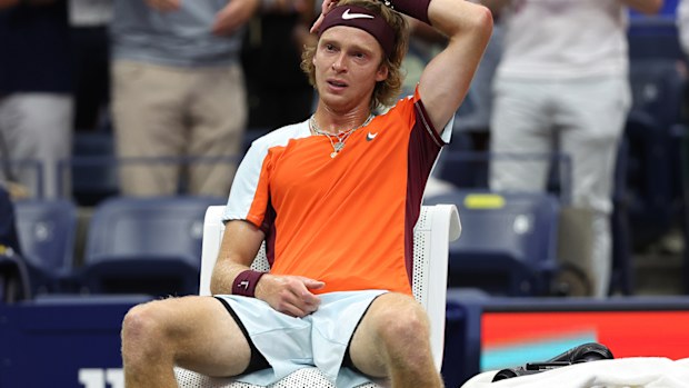 US Open 2022: Andrey Rublev breaks down in tears during quarter finals ...
