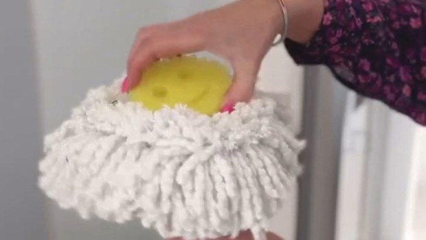 Lynsey Crombie's Scrub Daddy mopping hack