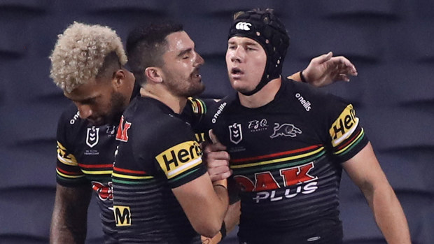 NRL news, Penrith Panthers claim top spot after clinical Warriors rout