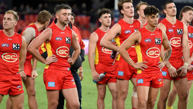 David Swallow of the Suns looks on  with the squad