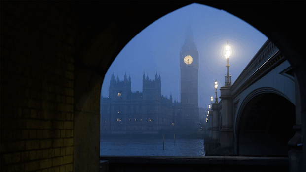 The UK's domestic spy agency MI5 has warned there is a Chinese government agent 'active' in parliament.