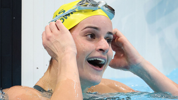 Kaylee McKeown of Team Australia celebrates after winning the gold medal in the Women's 100m Backstroke Final on day four of the Tokyo 2020 Olympic Games at Tokyo Aquatics Centre on July 27, 2021 in Tokyo, Japan. (Photo by Tom Pennington/Getty Images)