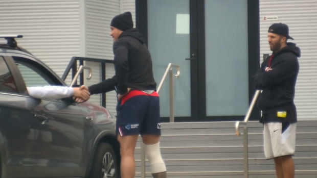 Sonny Bill Williams joins Roosters at Friday recovery session. (Nine)