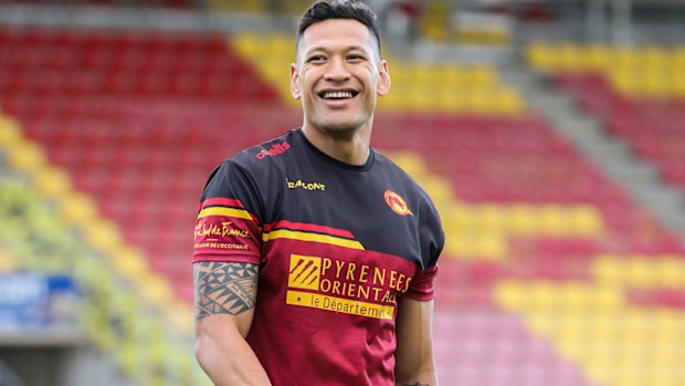 Australian rugby player Israel Folau smiles during a training session with his new club Catalan Dragons in Perpignan