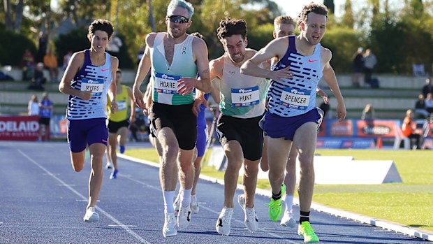 Adam Spencer winning a tense men's 1500m final.