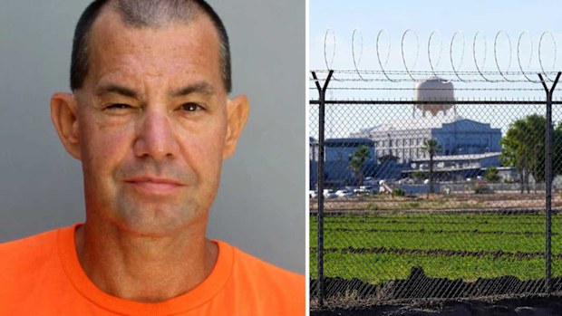 Aaron Brian Gunches has asked an Arizona court to schedule his execution for earlier than officials had planned.
