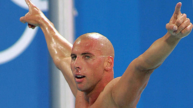 Grant Hackett celebrates winning Olympic gold in the men's 1500m freestyle at Athens 2004.