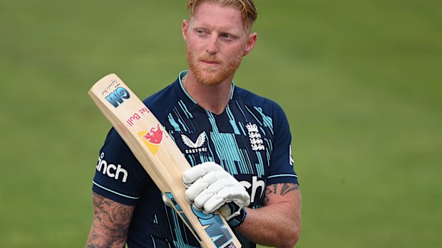 Ben Stokes acknowledges the applause as he leaves the field after being dismissed in his final ODI innings.