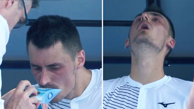 Bernard Tomic receives medical treatment