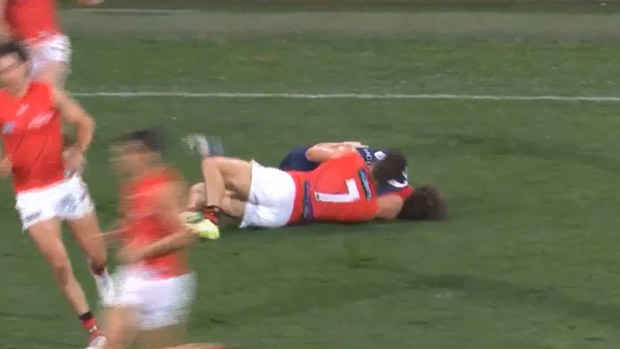 Zach Merrett is ineligible to win the Brownlow Medal after copping a one-match ban for this tackle on Tom Sparrow