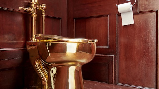 1409_nh_goldtoilet_2