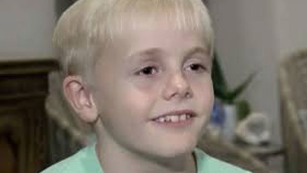 School boy gives teacher birthday money as pay rise 3
