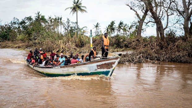 2403_nh_cycloneidai_2
