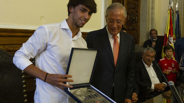 João Fénix received the degree of Ambassador of the Municipality of Viseu