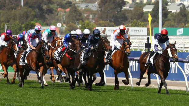 Twilight Payment claims the 2020 Melbourne Cup.