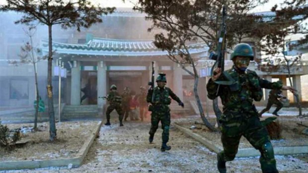North Korean troops carried out a drill on a replica Blue House in this 2016 photo.