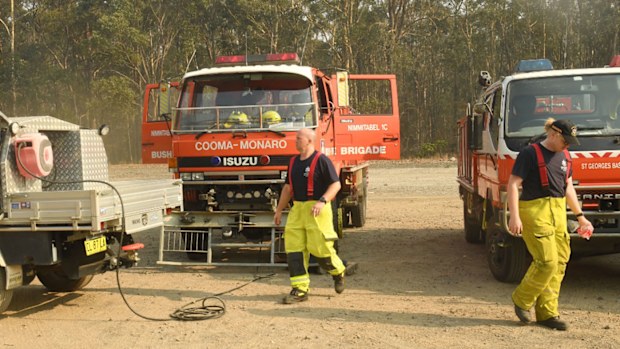 Nowra staging area, brigades coming into for air filter cleaning and quick servicing and daily briefing on the situation to the west and south of Nowra.