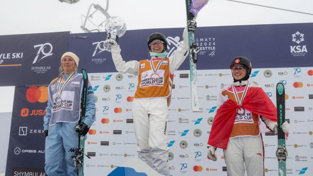 Danielle Scott celebrates becoming a two-time World Cup champion.