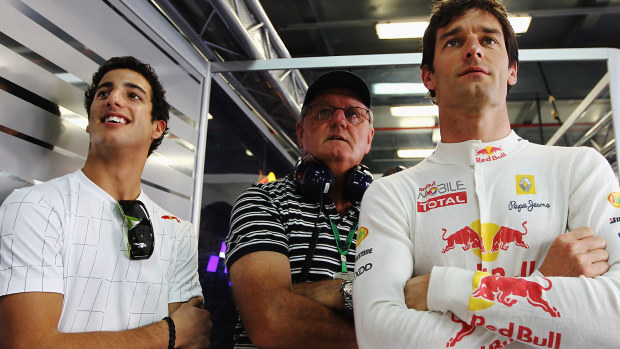 Daniel Ricciardo with Mark Webber, along with Mark's father Alan, in 2010.