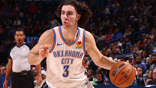 Josh Giddey in action for the Oklahoma City Thunder against the Philadelphia 76ers.