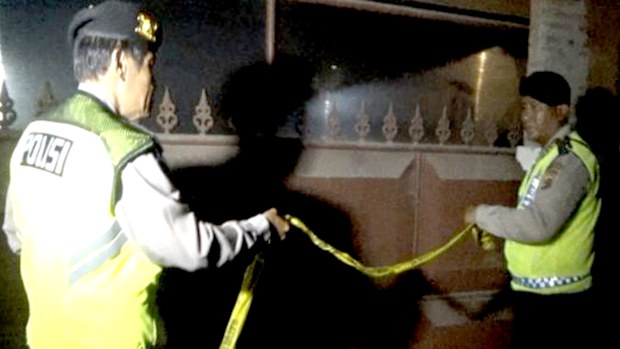 The body of an Australian man has been discovered inside a Bali villa.