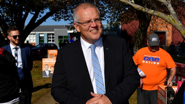 Scott Morrison continues to campaign in Tasmania on election day.
