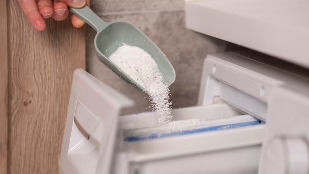 Laundry detergent