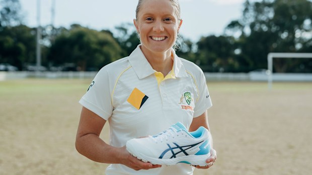 Alyssa Healy with the new Asics women's cricket shoe.