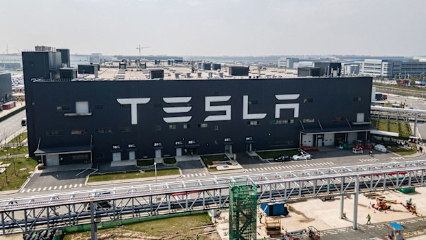 Tesla plans call for annual production of 10,000 Megapack units