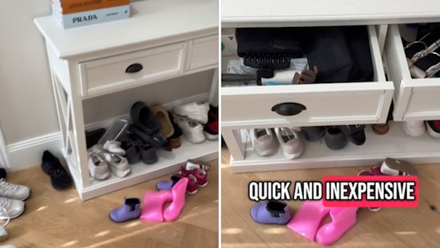Entryway before decluttering and organising