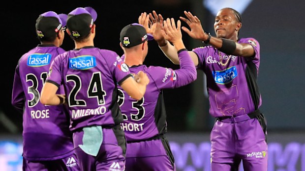 Hurricanes down Renegades