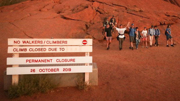 Uluru climbing ban: Uluru wakes to a new dawn as climbing finishes ...