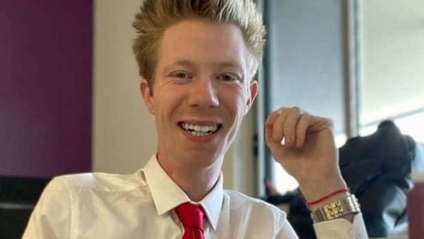 Jesse Teichelman has shared a moving tribute to his English teacher.