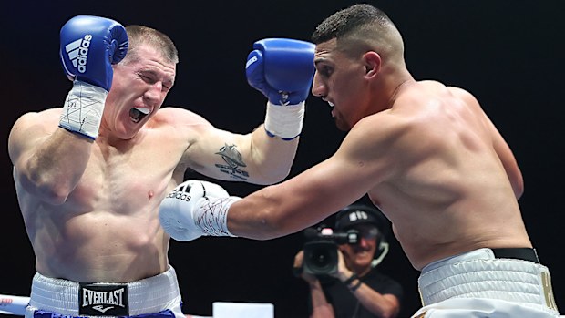 Paul Gallen vs Justis Huni