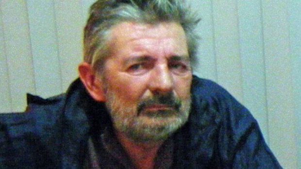 Mark Downer's decomposing body was found stuffed in a surfboard bag. (AAP)