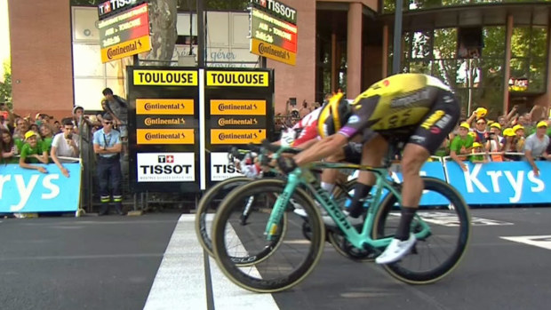 Caleb Ewan wins Stage 11 of the Tour de France