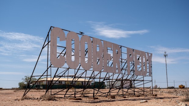 The Ghan train journey excursion to Coober Pedy