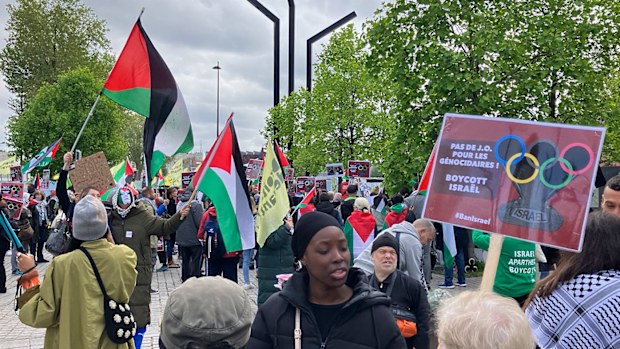 Pro-Palestinian protesters campaigning in France for Israel's participation in the Summer Games to be limited.