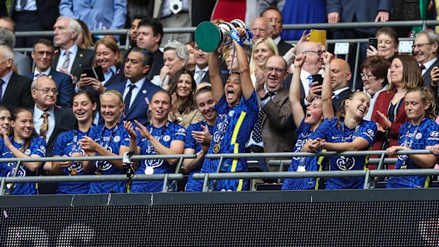 Sam Kerr of Chelsea lifts the FA Cup trophy