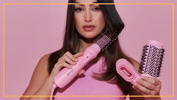 9PR: Blow dry brushes 