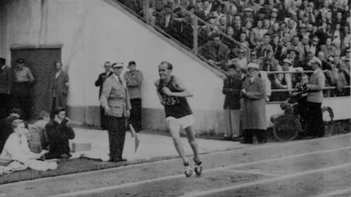 Today in History - July 27: Olympian shocks world by running his first ...