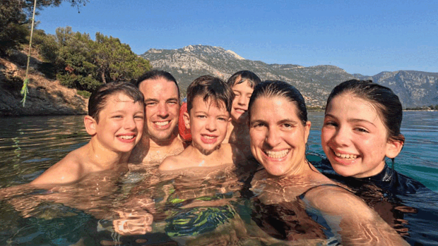 Canadian couple Edith Lemay and Sebastien Pelletier are taking their four children on a year-long world trip.