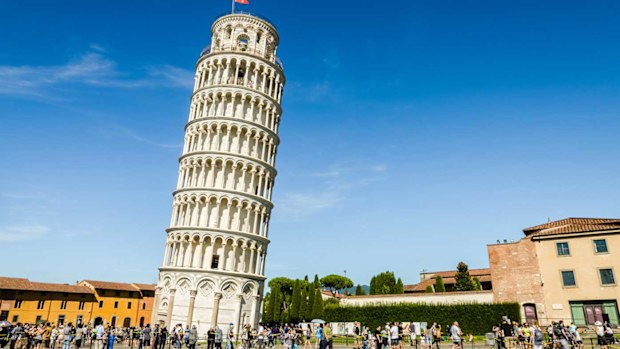 Leaning tower of Pisa, Italy
